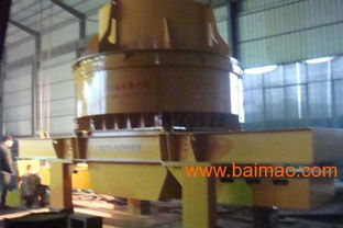 新型反擊式復(fù)合破碎機(jī) 高效破碎碎石解決方案